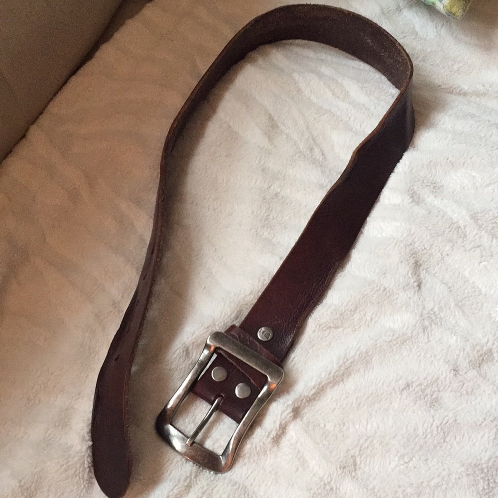 COPY - STU belt by BUCKLE.